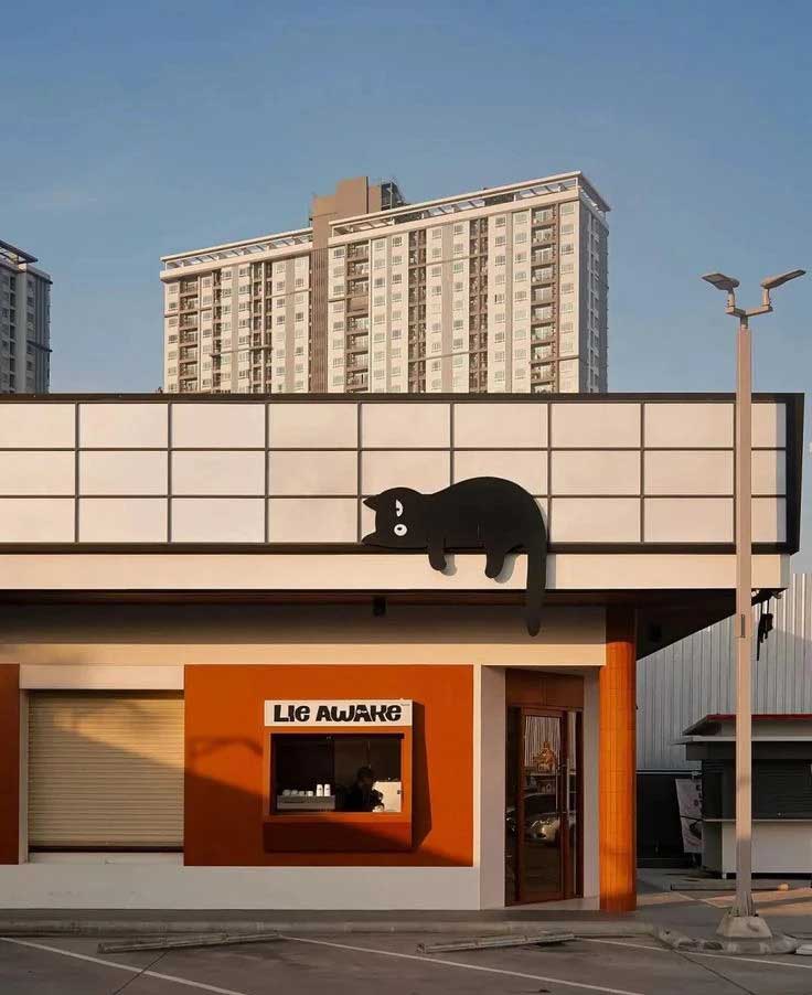 Personal Studio Storefront Design – LIE AWAKE